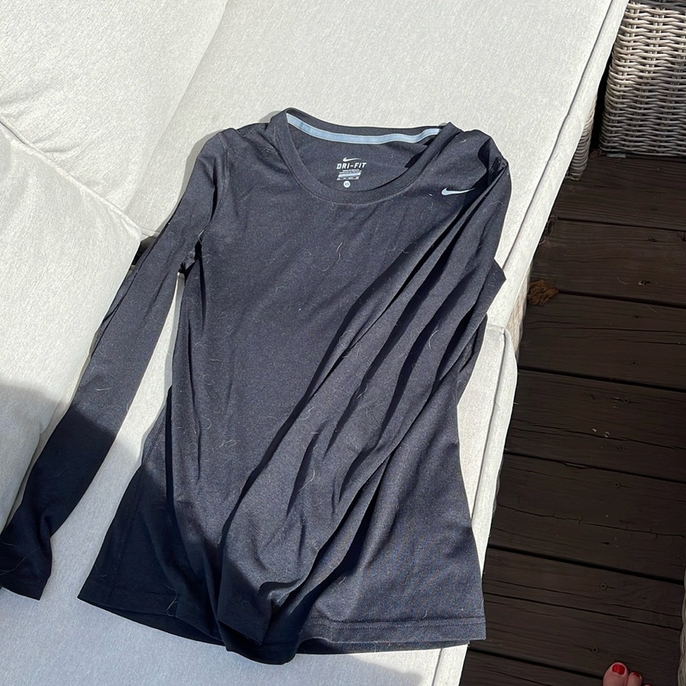 Nike dri fit top